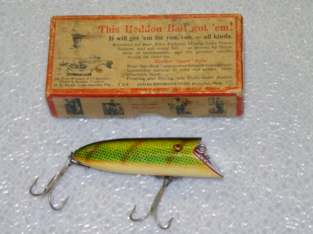 Antique Heddon Dowagiac Basser Fishing Lure 8509PAS Allen Stripey Color  w/Brush Box 