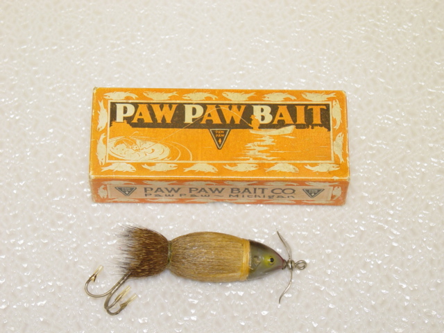 Vintage Lures - Paw Paw Bait Company antique and vintage fishing lures